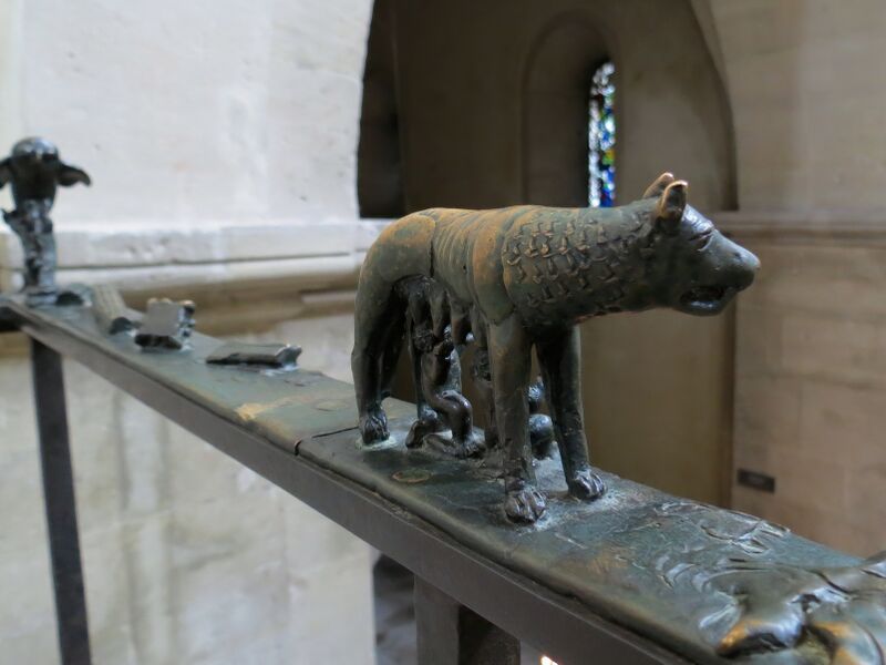 File:Animals in art 24.jpg