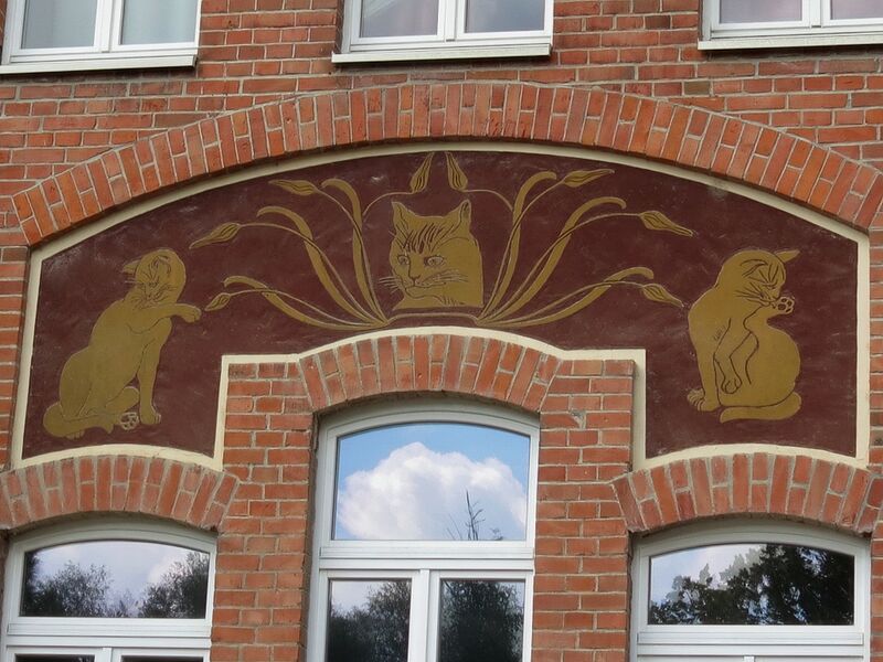 File:Animals in art 13.jpg