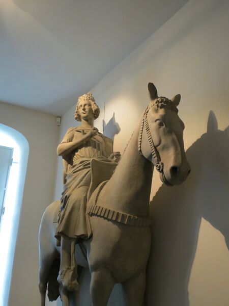 File:Animals in art 39.jpg